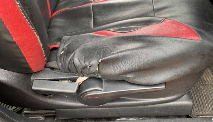 2018 Tata Tiago XZ PETROL, Petrol, Manual, 36,229 km, Driver Side Adjustment Panel