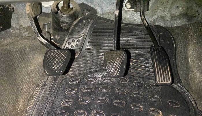 2012 Honda City 1.5L I-VTEC E MT, Petrol, Manual, 68,556 km, Pedals