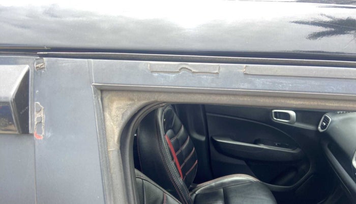 2019 Hyundai VENUE SX PLUS 1.0 TURBO DCT, Petrol, Automatic, 95,880 km, Driver-side door - Door visor damaged