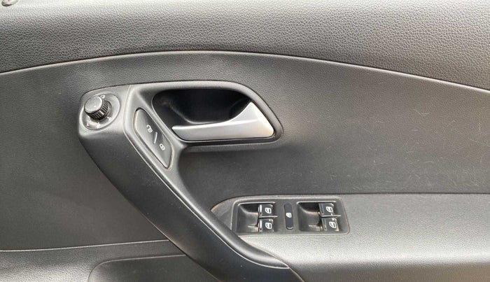 2018 Volkswagen Polo HIGHLINE PLUS 1.0 16 ALLOY, Petrol, Manual, 98,555 km, Driver Side Door Panels Control