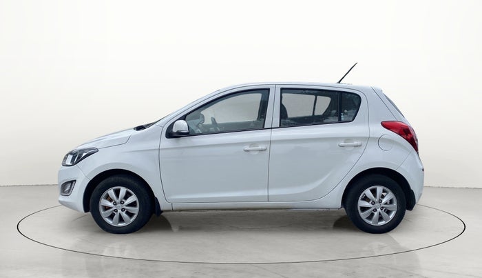 2013 Hyundai i20 SPORTZ 1.2, Petrol, Manual, 63,410 km, Left Side
