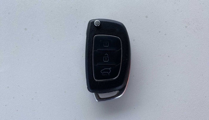 2013 Hyundai i20 SPORTZ 1.2, Petrol, Manual, 63,410 km, Key Close Up