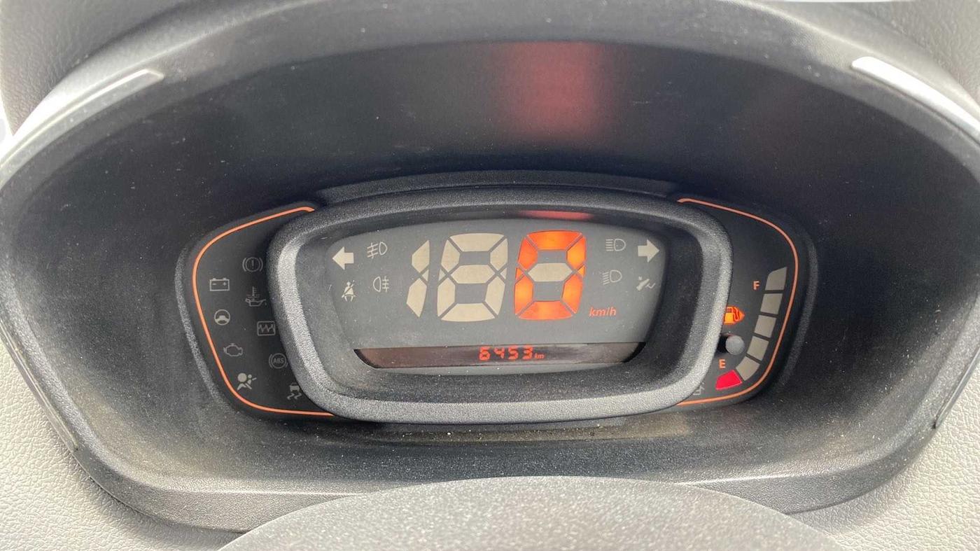 2019 Renault Kwid RXT 0.8 (O), Petrol, Manual, 6,446 km, Odometer Image