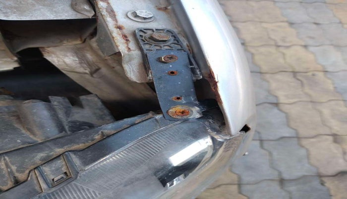 2019 Renault Kwid RXT 0.8 (O), Petrol, Manual, 6,446 km, Left headlight - Clamp has minor damage