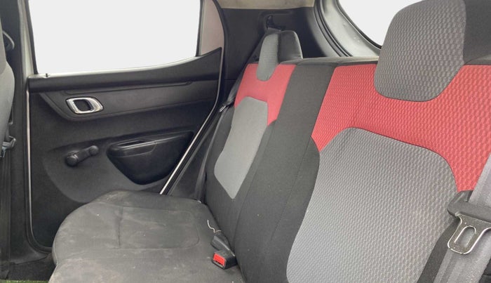 2019 Renault Kwid RXT 0.8 (O), Petrol, Manual, 6,446 km, Right Side Rear Door Cabin
