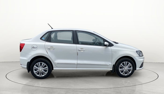 2017 Volkswagen Ameo COMFORTLINE 1.2L, Petrol, Manual, 50,849 km, Right Side View