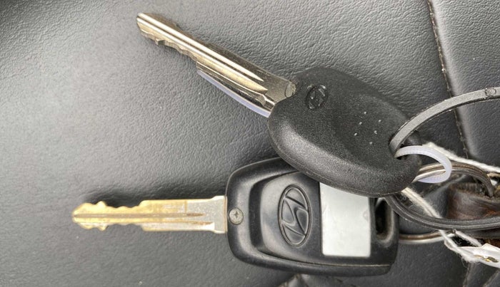 2021 Hyundai NEW SANTRO SPORTZ AMT, Petrol, Automatic, 27,198 km, Key Close Up