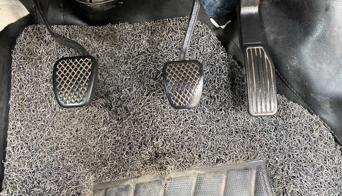 2017 Honda WR-V 1.2L I-VTEC VX MT, CNG, Manual, 90,528 km, Pedals