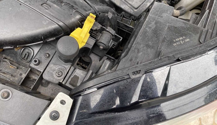 2018 Ford Ecosport TITANIUM 1.5L DIESEL, Diesel, Manual, 1,00,462 km, Left headlight - Clamp has minor damage