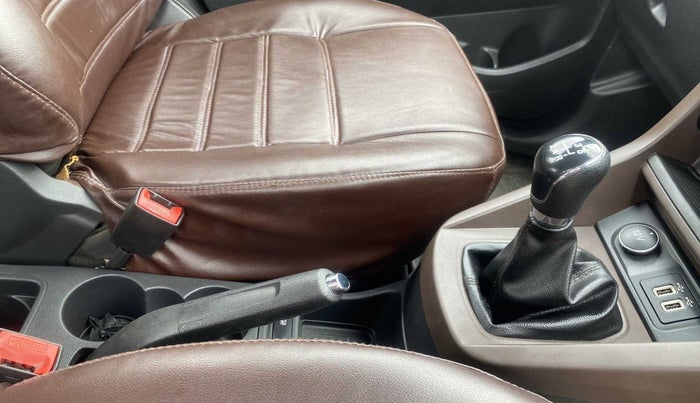 2018 Ford FREESTYLE TITANIUM PLUS 1.2 PETROL, Petrol, Manual, 27,342 km, Gear Lever