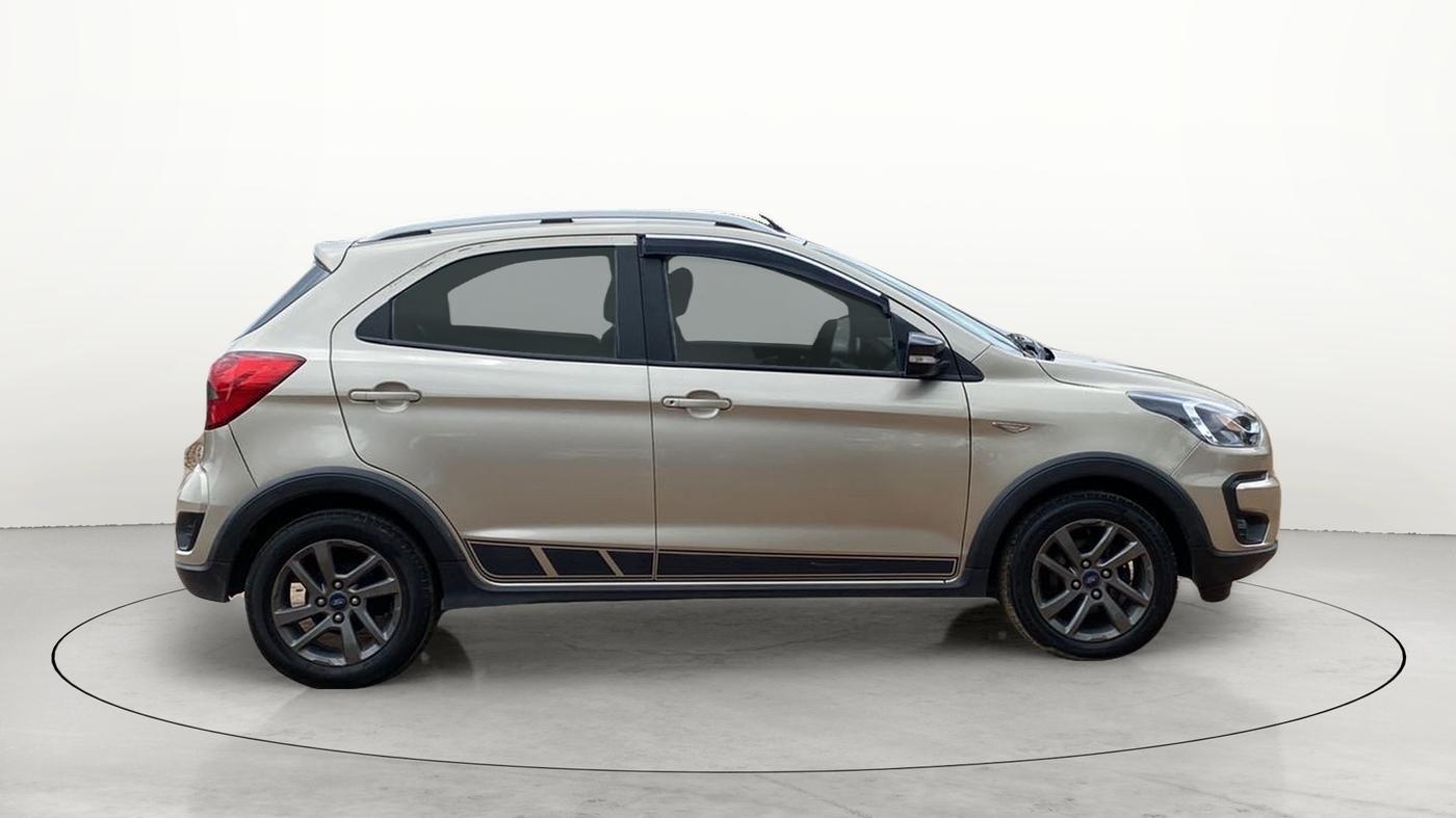 2018 Ford FREESTYLE TITANIUM PLUS 1.2 PETROL, Petrol, Manual, 27,342 km, Right Side View