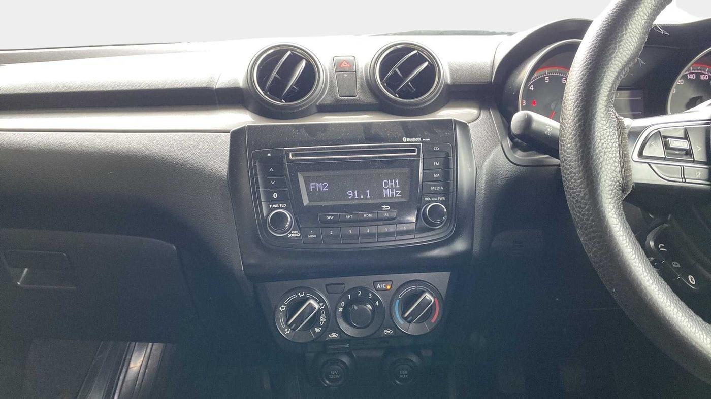 2019 Maruti Swift VXI, Petrol, Manual, 40,522 km, Air Conditioner