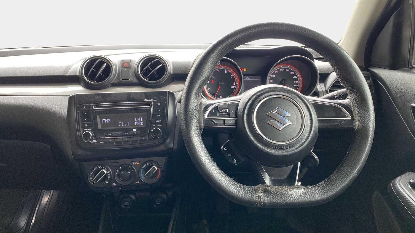 2019 Maruti Swift VXI, Petrol, Manual, 40,522 km, Steering Wheel Close Up
