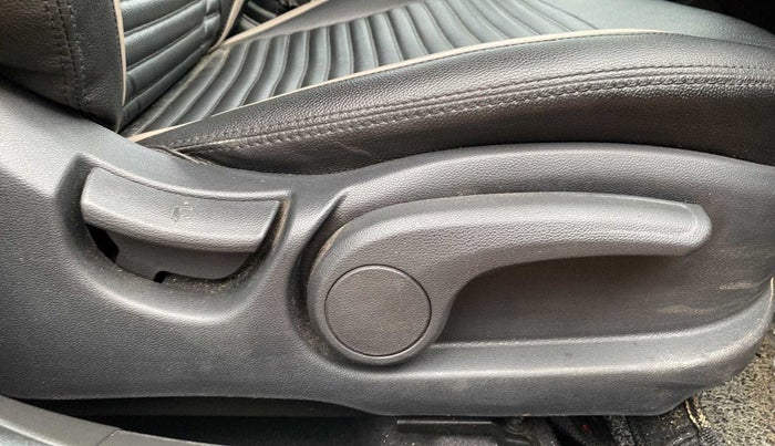 2017 Hyundai i20 Active 1.4 S, Diesel, Manual, 45,502 km, Driver Side Adjustment Panel