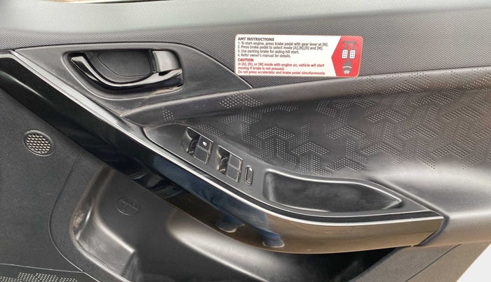 2021 Tata NEXON XZA PLUS (O) PETROL DARK EDITION, Petrol, Automatic, 48,451 km, Driver Side Door Panels Control