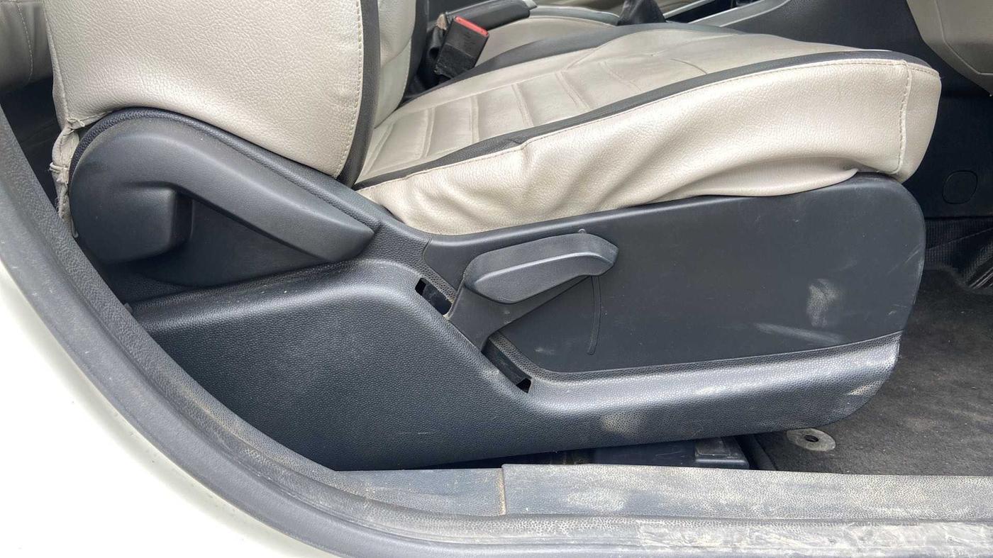 2019 Ford Ecosport TITANIUM 1.5L DIESEL, Diesel, Manual, 94,658 km, Driver Side Adjustment Panel