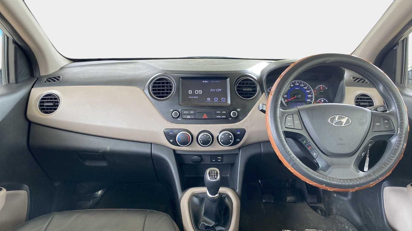 2018 Hyundai Grand i10 SPORTZ 1.2 KAPPA VTVT, Petrol, Manual, 76,491 km, Dashboard