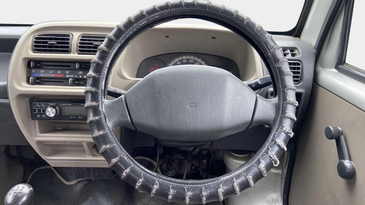 2014 Maruti Eeco 5 STR WITH A/C+HTR, Petrol, Manual, 35,926 km, Steering Wheel Close Up