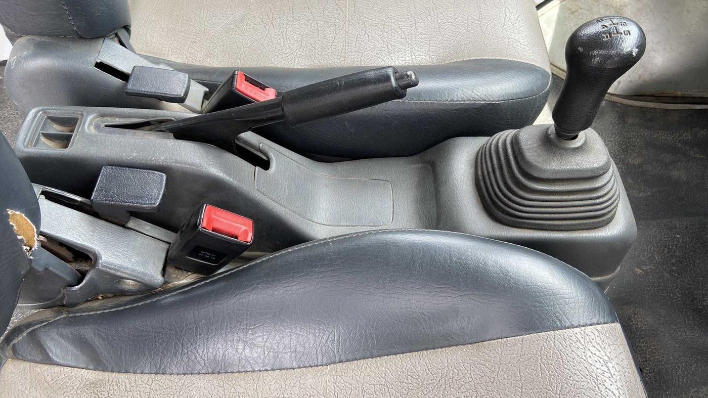 2014 Maruti Eeco 5 STR WITH A/C+HTR, Petrol, Manual, 35,926 km, Gear Lever