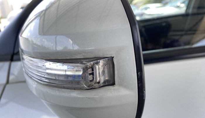 2016 Maruti Swift VXI, Petrol, Manual, 54,625 km, Left rear-view mirror - Cover has minor damage