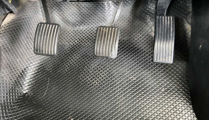 2016 Hyundai Xcent SX 1.2, Petrol, Manual, 54,218 km, Pedals