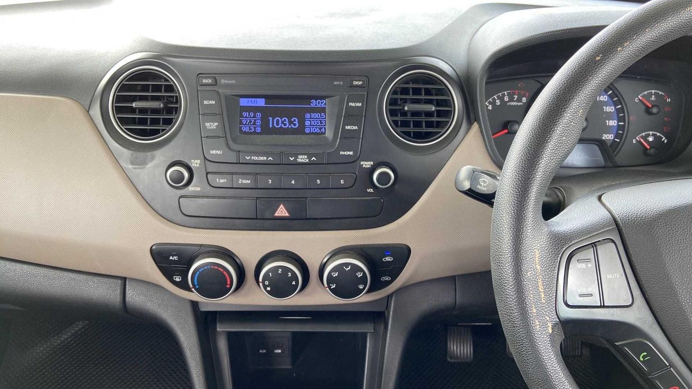 2016 Hyundai Xcent SX 1.2, Petrol, Manual, 54,218 km, Air Conditioner
