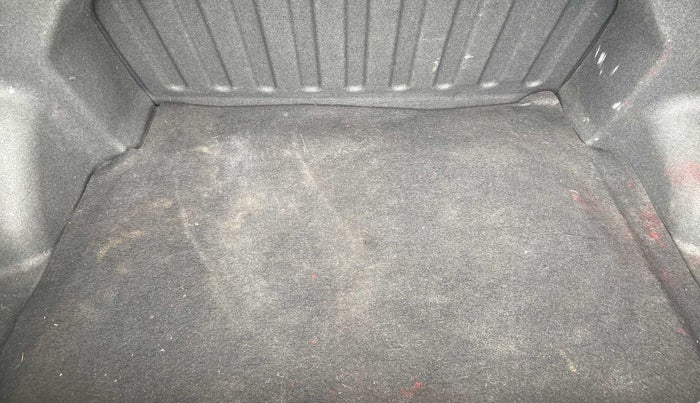 2016 Hyundai Xcent SX 1.2, Petrol, Manual, 54,218 km, Boot Inside