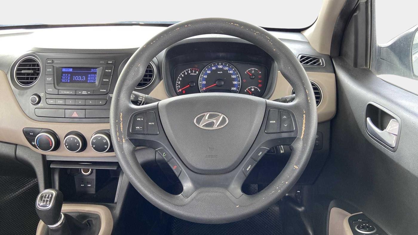 2016 Hyundai Xcent SX 1.2, Petrol, Manual, 54,218 km, Steering Wheel Close Up