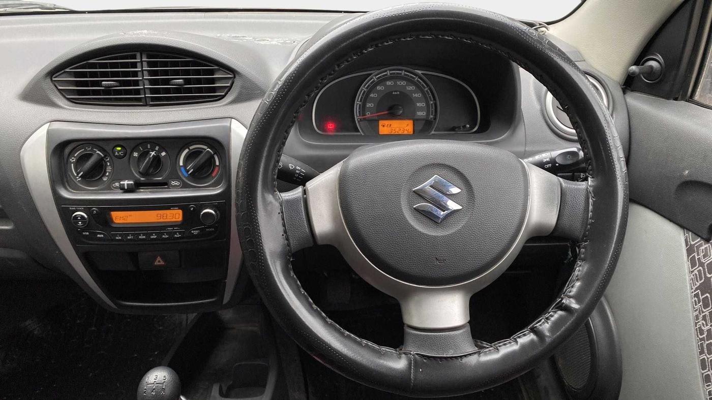 2018 Maruti Alto 800 VXI, Petrol, Manual, 35,231 km, Steering Wheel Close Up
