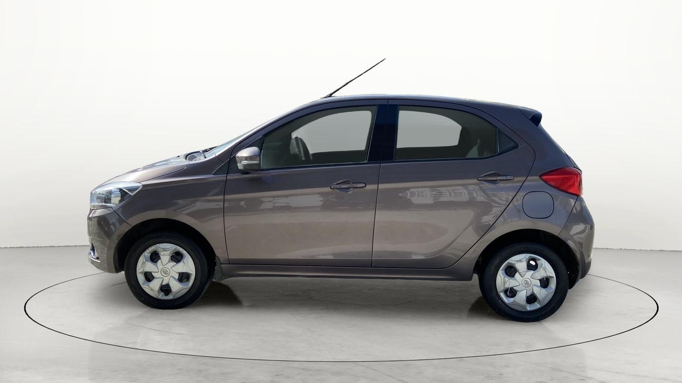 2016 Tata Tiago XZ PETROL, Petrol, Manual, 97,441 km, Left Side