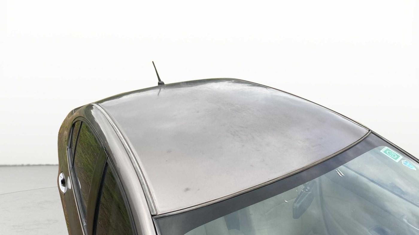 2011 Honda City 1.5L I-VTEC V MT, Petrol, Manual, 1,00,199 km, Roof