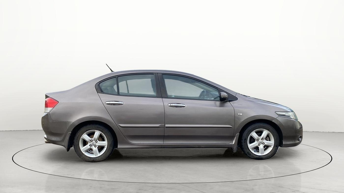 2011 Honda City 1.5L I-VTEC V MT, Petrol, Manual, 1,00,199 km, Right Side View