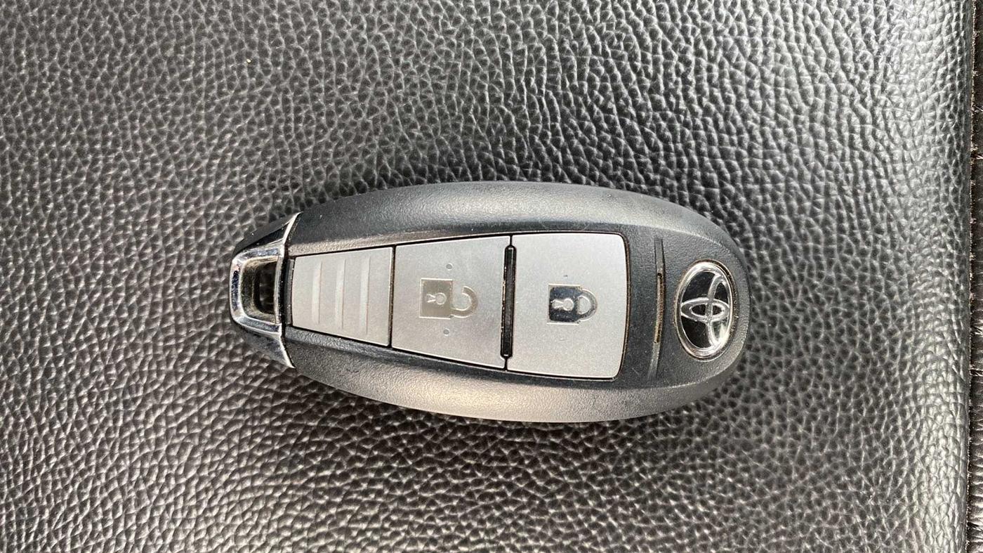 2022 Toyota URBAN CRUISER PREMIUM GRADE MT, Petrol, Manual, 13,347 km, Key Close Up