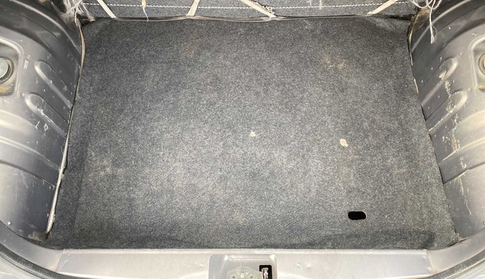 2018 Renault Kwid RXL, Petrol, Manual, 47,552 km, Boot Inside