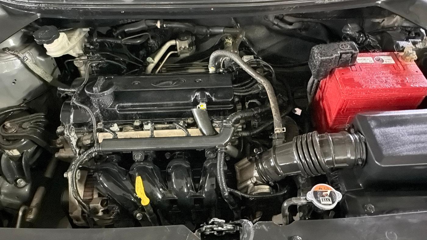 2017 Hyundai Elite i20 MAGNA 1.2, Petrol, Manual, 70,345 km, Engine View