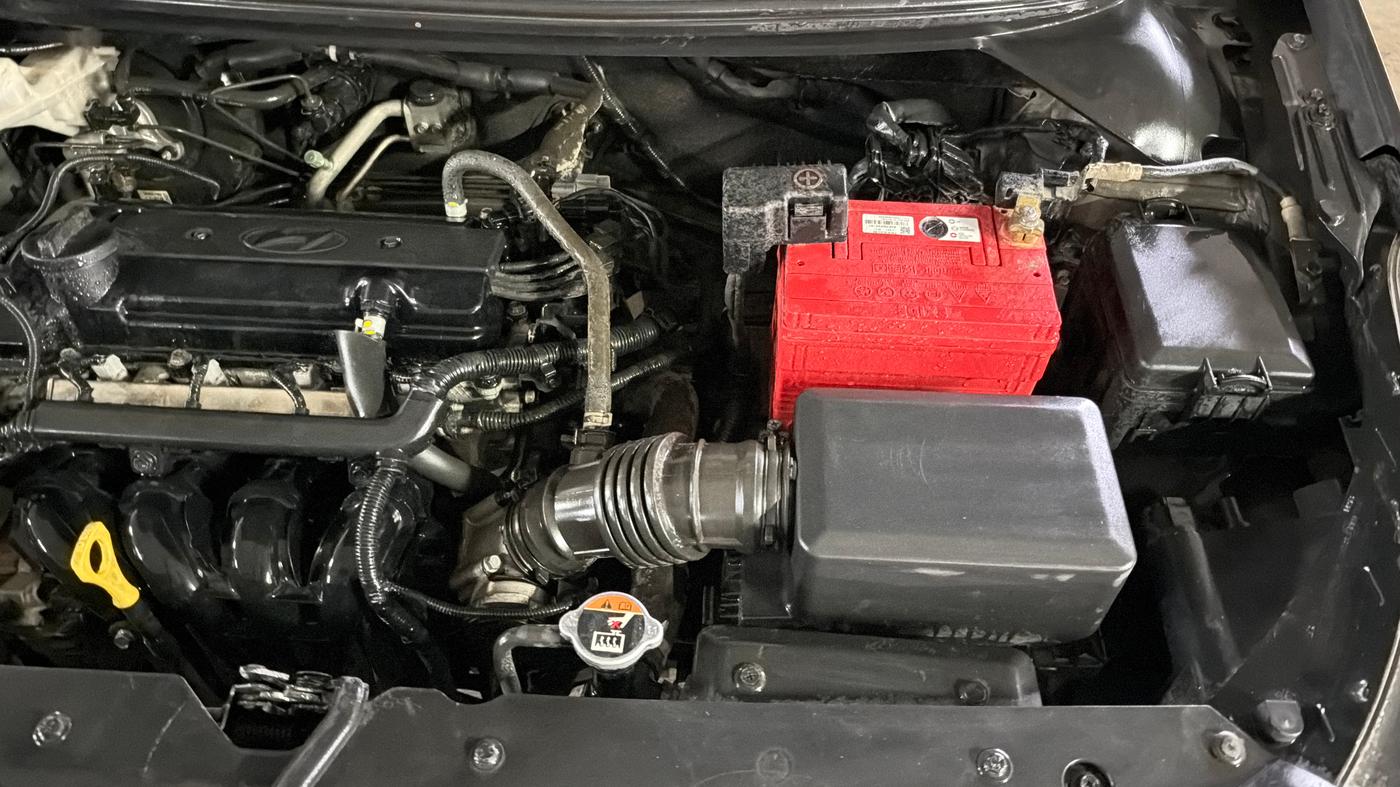 2017 Hyundai Elite i20 MAGNA 1.2, Petrol, Manual, 70,345 km, Engine View - Left