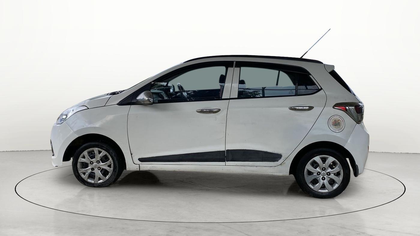 2015 Hyundai Grand i10 SPORTZ 1.1 CRDI, Diesel, Manual, 1,13,638 km, Left Side