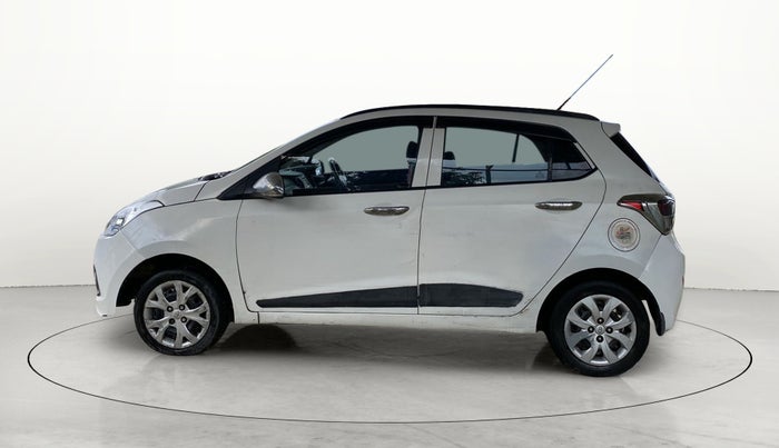 2015 Hyundai Grand i10 SPORTZ 1.1 CRDI, Diesel, Manual, 1,13,638 km, Left Side