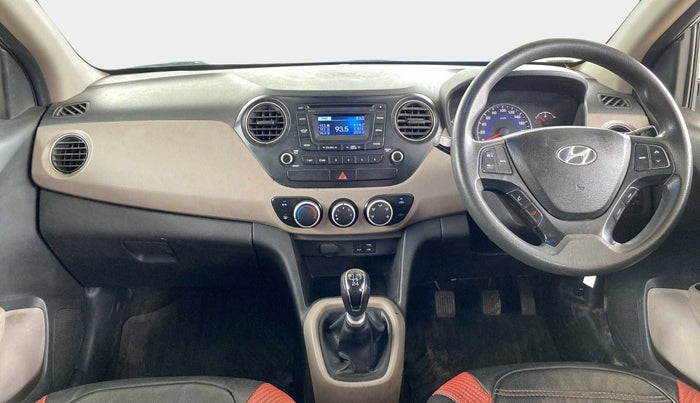 2015 Hyundai Grand i10 SPORTZ 1.1 CRDI, Diesel, Manual, 1,13,638 km, Dashboard
