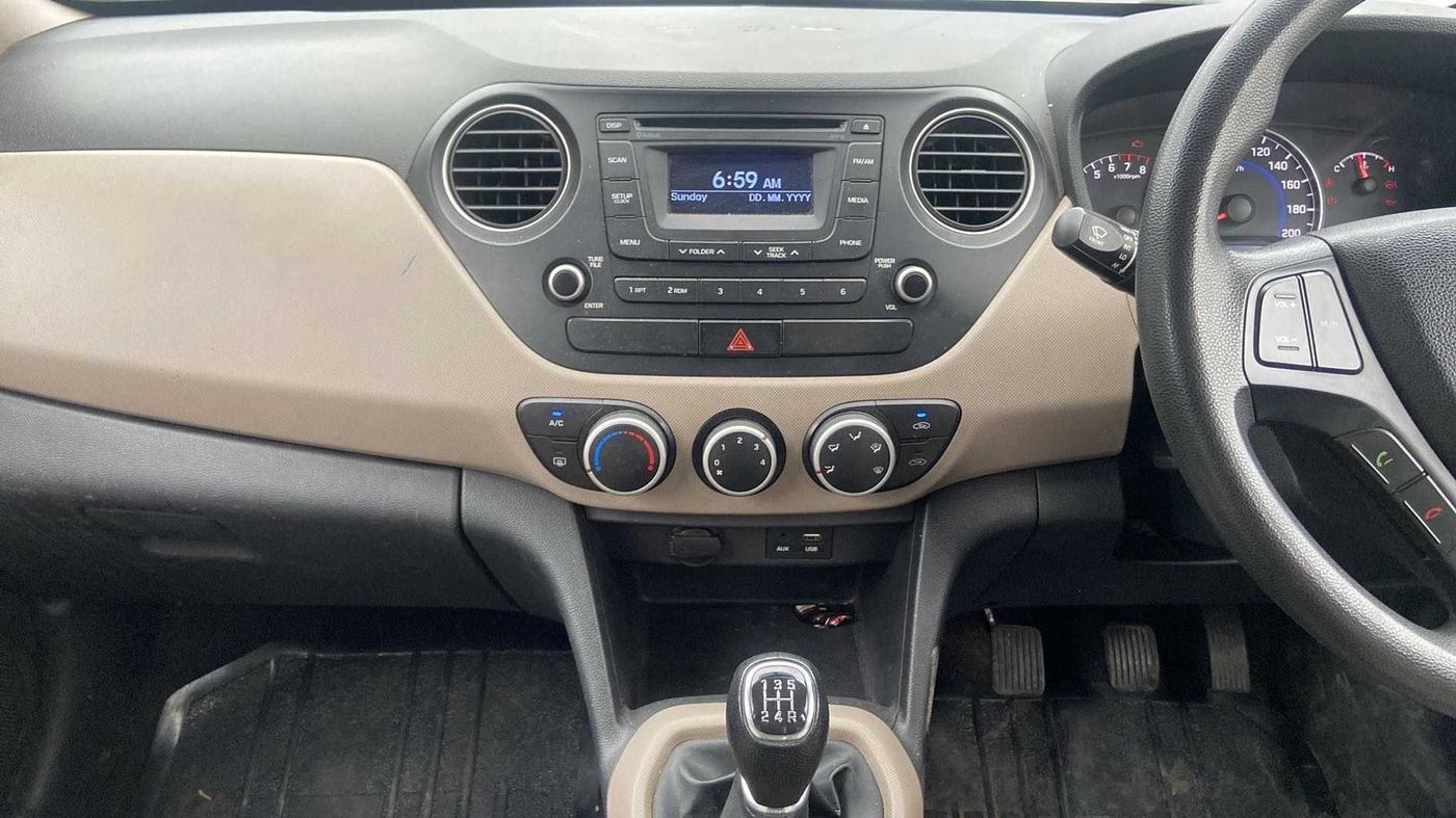 2015 Hyundai Grand i10 SPORTZ 1.2 KAPPA VTVT, Petrol, Manual, 38,362 km, Air Conditioner