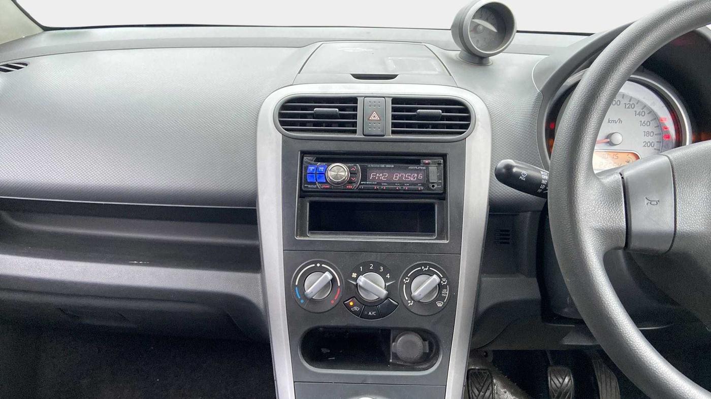 2011 Maruti Ritz VXI, Petrol, Manual, 22,683 km, Infotainment System