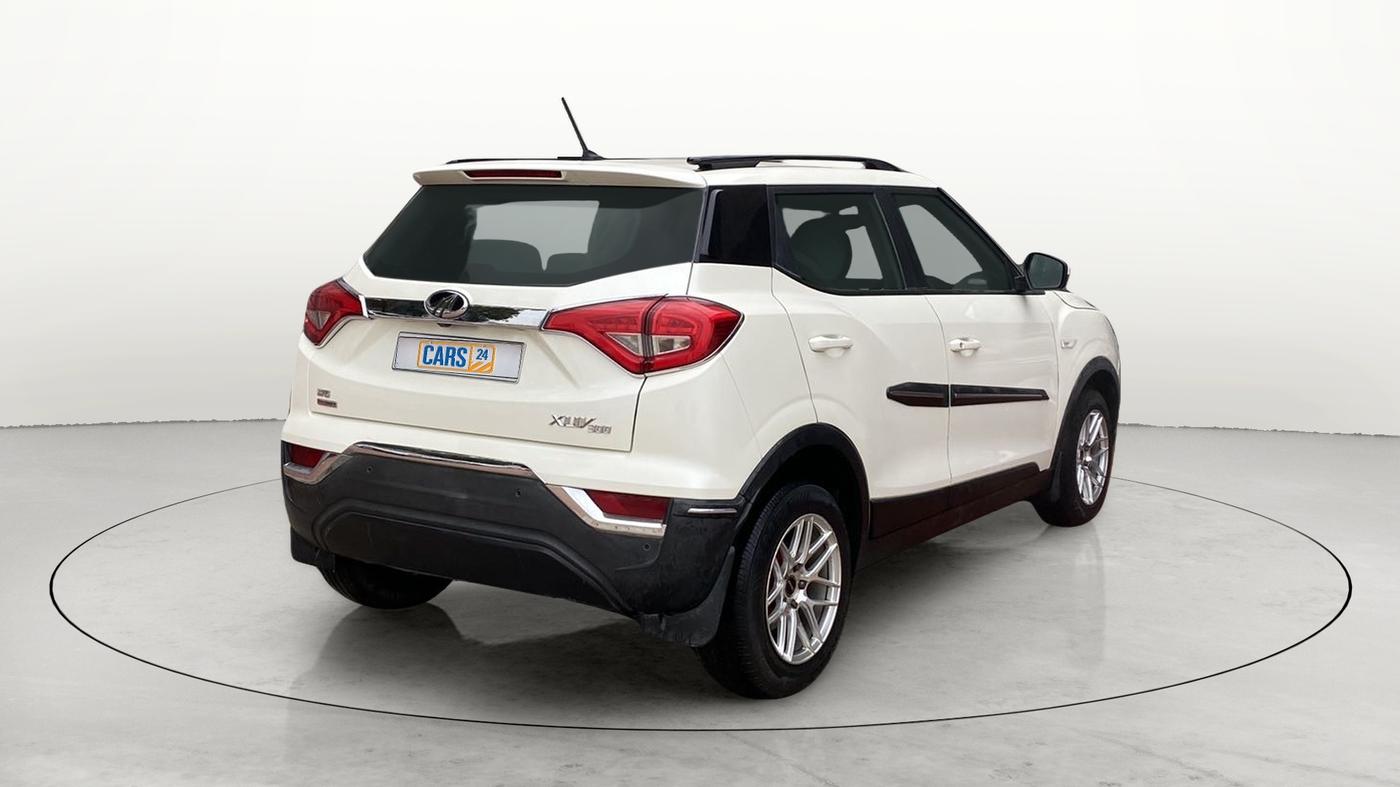 2019 Mahindra XUV300 W6 1.5 DIESEL AMT, Diesel, Automatic, 36,195 km, Right Back Diagonal