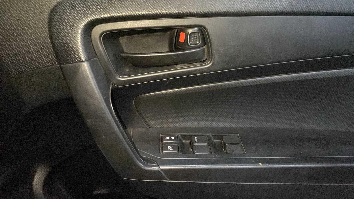 2022 Maruti Vitara Brezza LXI, Petrol, Manual, 25,956 km, Driver Side Door Panels Control