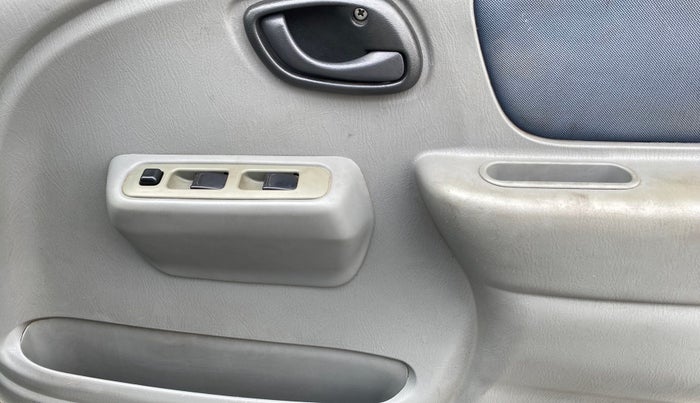 2012 Maruti Alto K10 VXI, Petrol, Manual, 55,837 km, Driver Side Door Panels Control