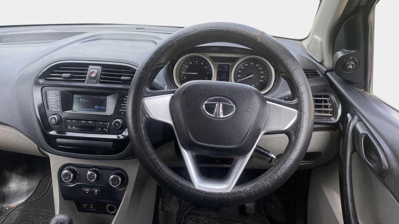 2017 Tata Tiago XTA PETROL, Petrol, Automatic, 67,719 km, Steering Wheel Close Up