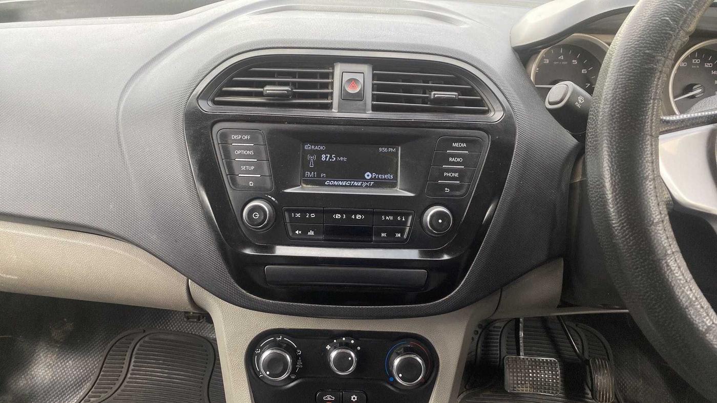 2017 Tata Tiago XTA PETROL, Petrol, Automatic, 67,719 km, Infotainment System