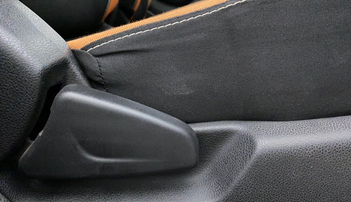 2021 Renault Kwid CLIMBER 1.0 (O), Petrol, Manual, 31,971 km, Driver Side Adjustment Panel
