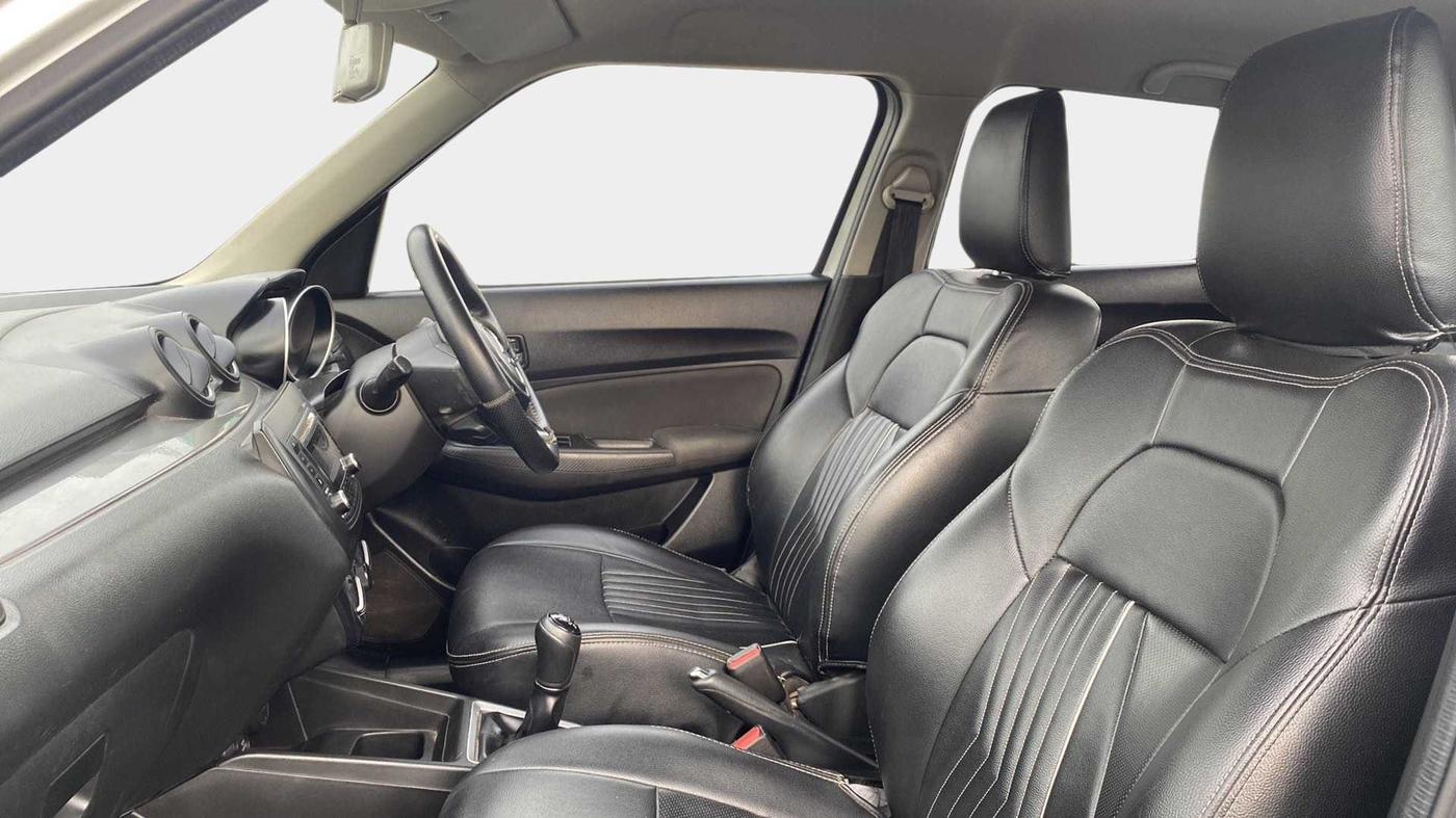 2019 Maruti Swift VXI, Petrol, Manual, 48,034 km, Right Side Front Door Cabin