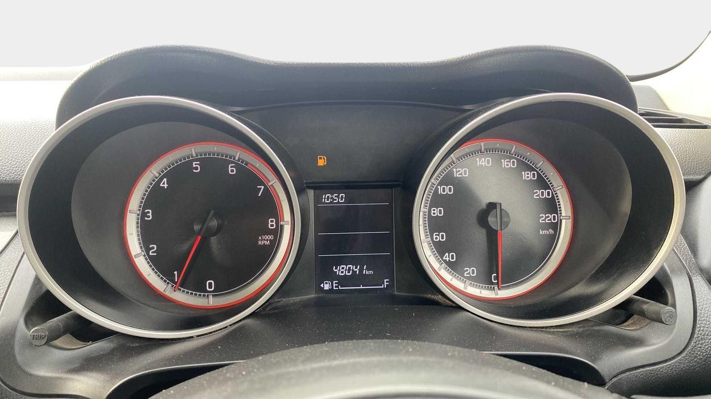 2019 Maruti Swift VXI, Petrol, Manual, 48,034 km, Odometer Image