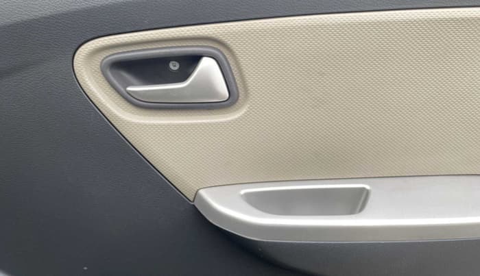 2018 Maruti Alto K10 VXI (O) AMT, Petrol, Automatic, 5,392 km, Driver Side Door Panels Control